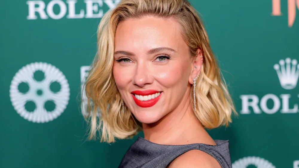Scarlett Johansson Shares Jet Lagged Moment at Paper Tiger NYFF Premiere